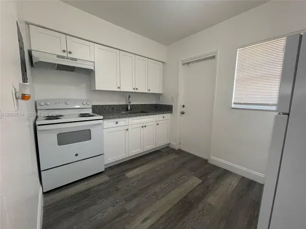 15940 NE 19th Ct APT 2, North Miami Beach, FL 33162