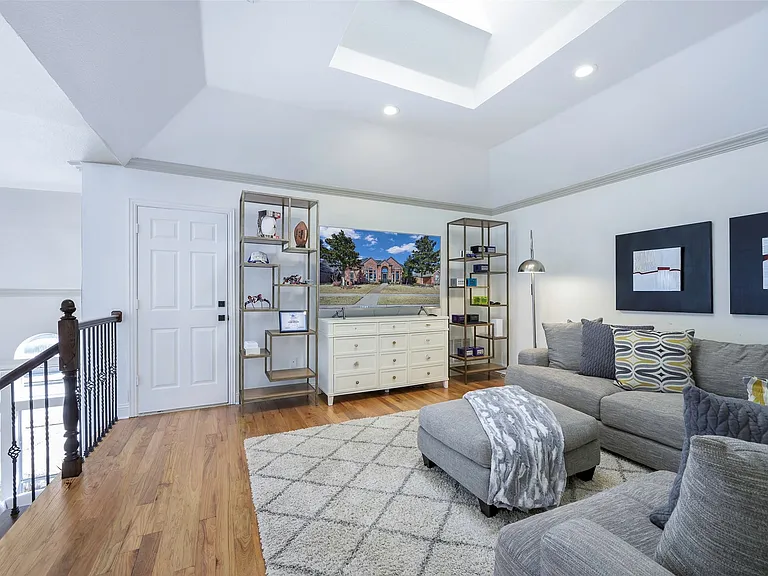 5913 Hempstead Dr — Photo 22