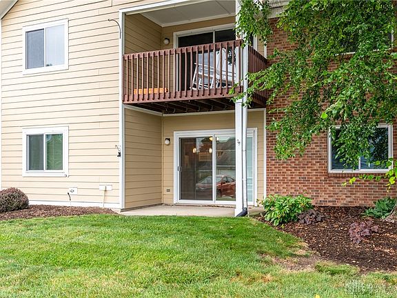 4th image of 140 Mallard Glen Dr APT 3