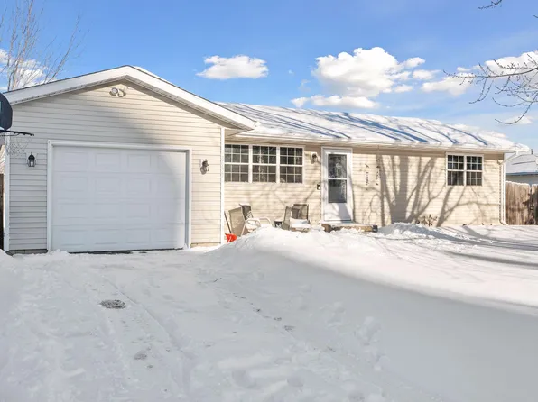 3937 233rd Ln NW, Saint Francis, MN 55070