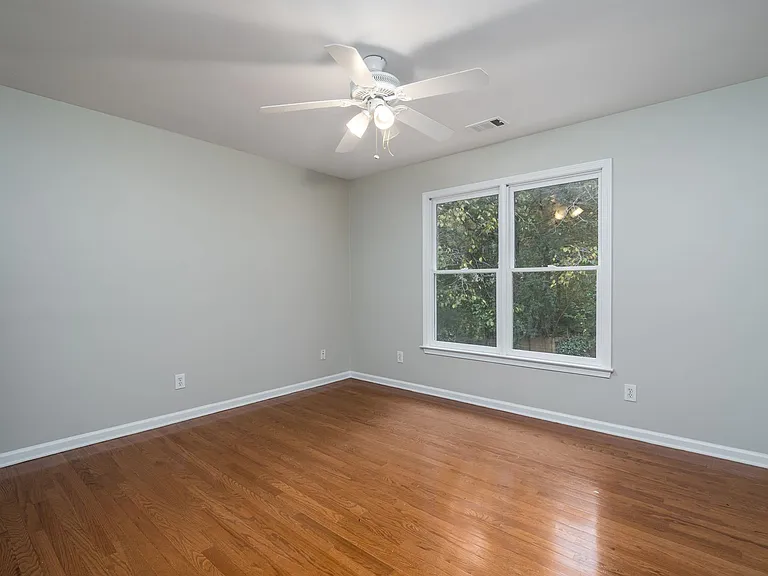 174 Ennisbrook Dr SE — Photo 24