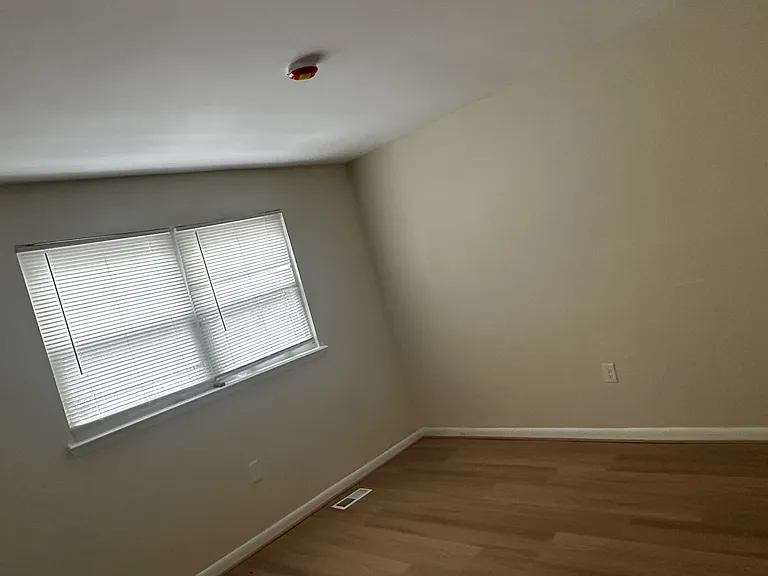 3324 Martin Luther King Jr Ave SE — Photo 7