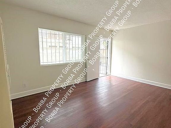 4th image of 3384 Santa Fe Ave APT 6