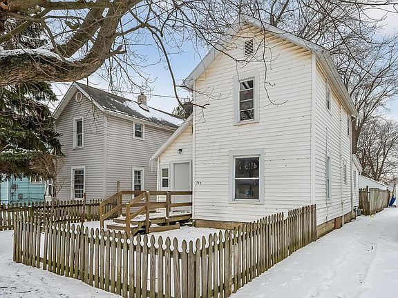 2nd image of 389 Fahey St
