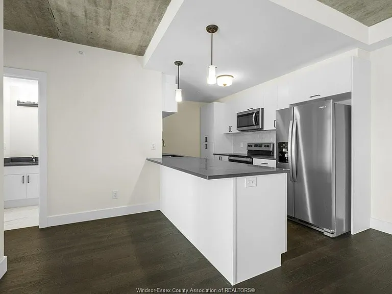 2600 Sandwich West Pkwy #204 — Photo 7