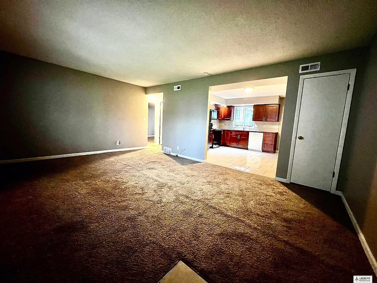 Building Photo - 1823 Euclid Ave #2
