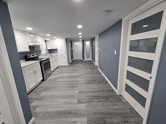 2nd image of 222 S San Pedro St