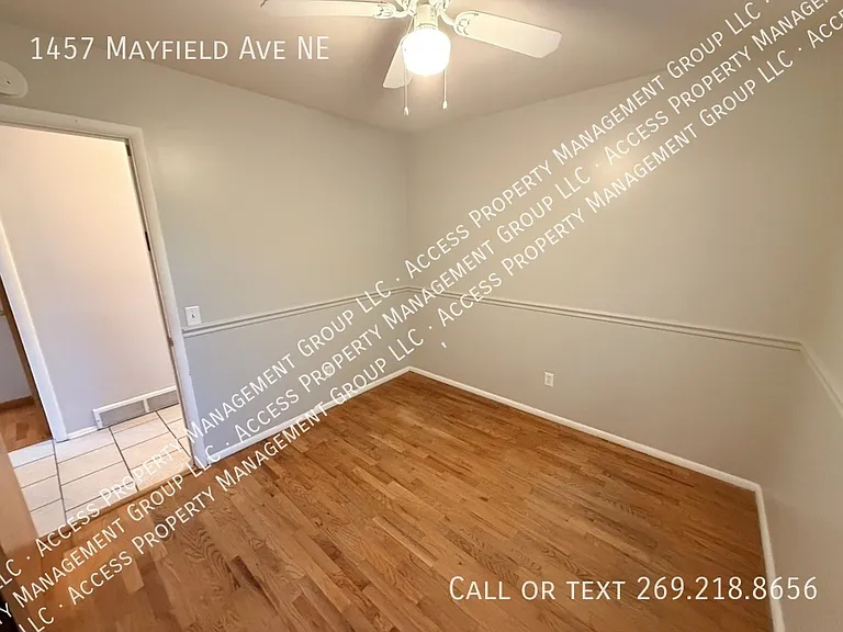 1457 Mayfield Ave NE — Photo 21