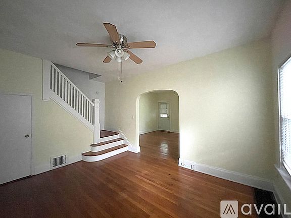 5th image of 2393 Woodmere Dr Unit 1