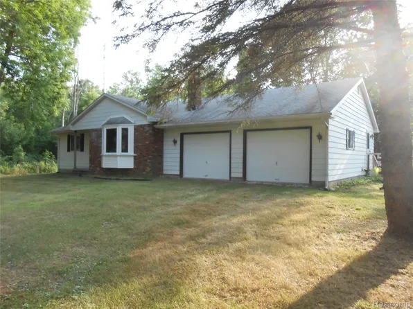 4670 Babcock Rd, Lexington, MI 48450