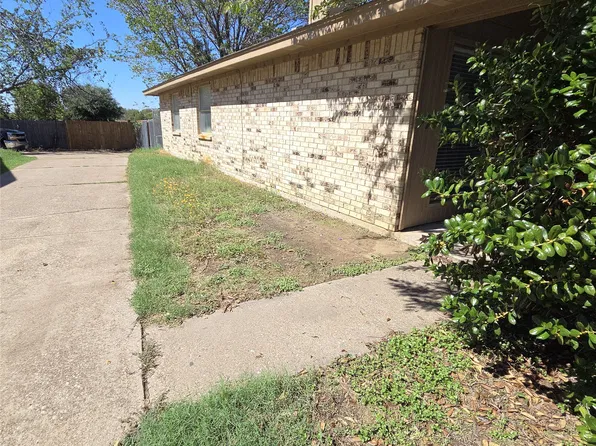 2400 Monte Carlo Dr APT A, Arlington, TX 76015