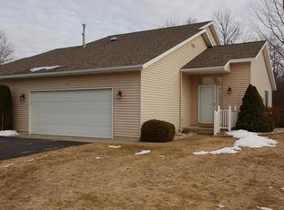 346 Woodside Cir, Cadillac, MI 49601