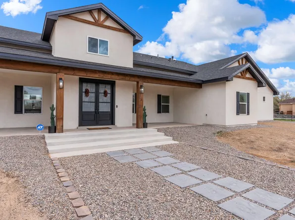 3 Benito Ln, Los Lunas, NM 87031