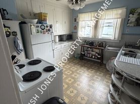 210 W Hazeltine Ave, Buffalo, NY