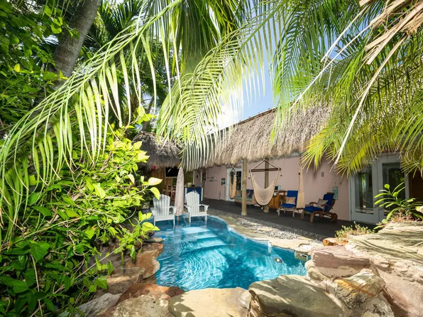 810 Madrid Rd, Key Largo, FL 33037