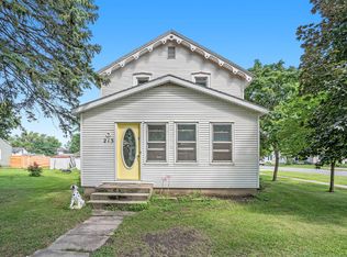 213 S Kalamazoo St, White Pigeon, MI