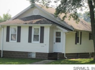 1230 W Saint Clair St, Vandalia, IL 62471