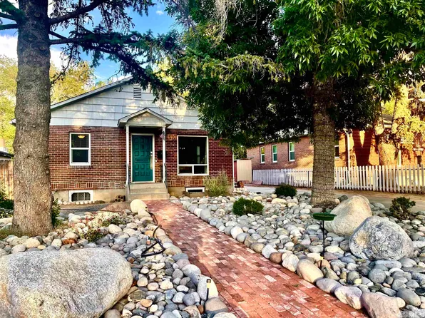 758 Hunter Lake Dr, Reno, NV 89509