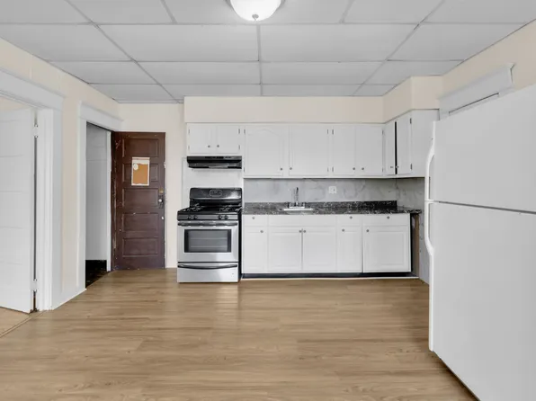 213 N Railroad St, Allentown, PA 18102