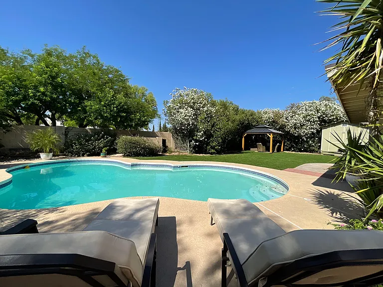 5544 E Kelton Ln — Photo 24