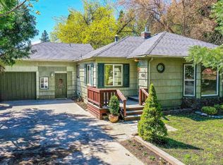 931 Douglas Ln, Mount Shasta, CA 96067