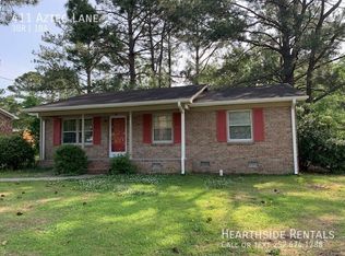 411 Aztec Ln, Greenville, NC 27834