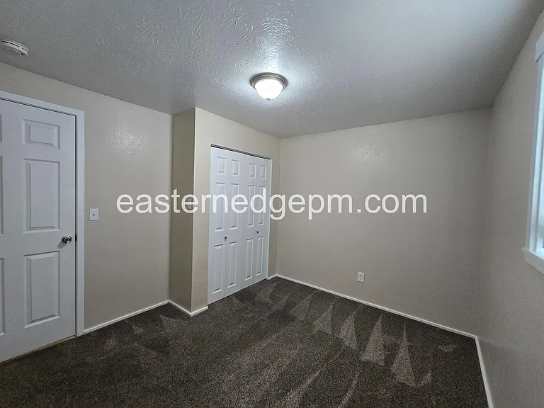 426-538 NW 9th St — Photo 14