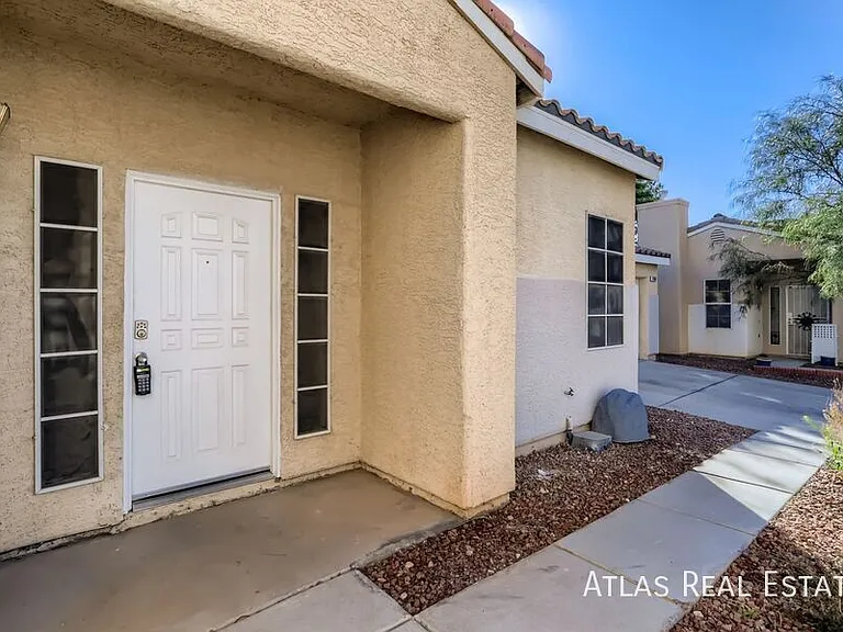 1168 Dana Maple Ct — Photo 3