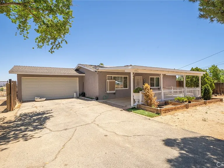 11945 Bornite Ave — Photo 3
