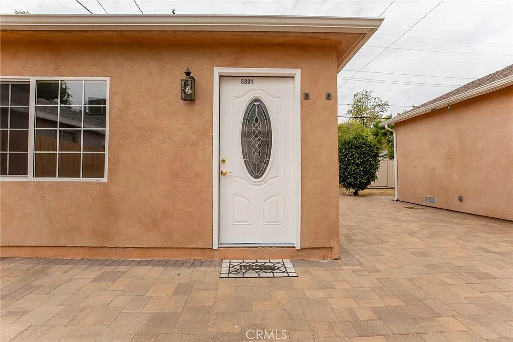 1 bed, 684 sqft, $2,000 — Photo 1