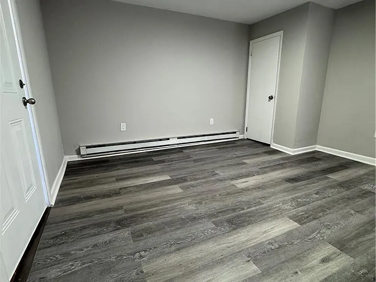 702 Walnut St #2 — Photo 4