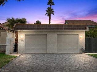 3177 Bel Air Dr, Las Vegas, NV 89109