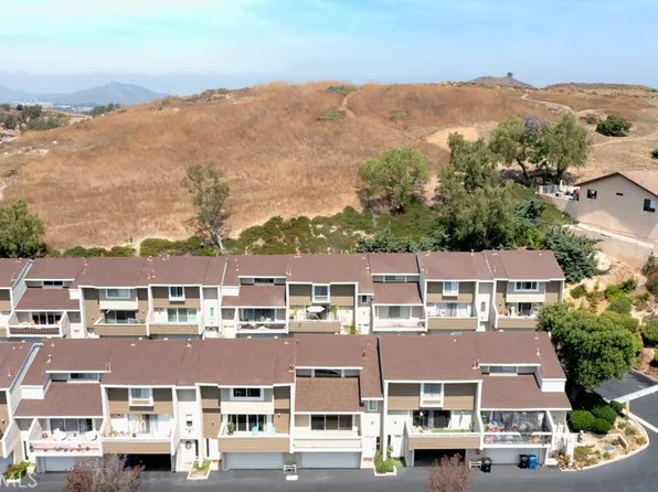 753 Warwick Ave, Thousand Oaks, CA 91360