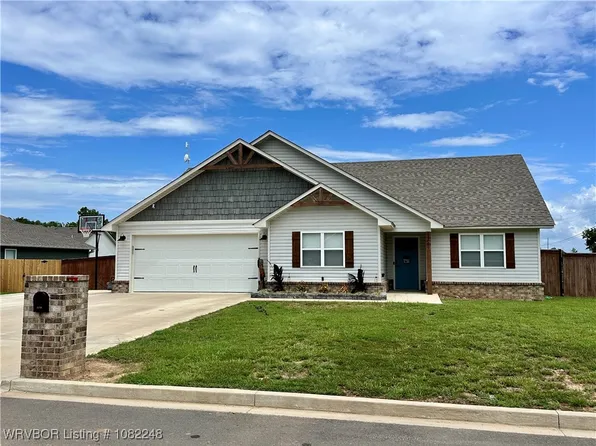 23780 Cobblestone Dr, Poteau, OK 74953