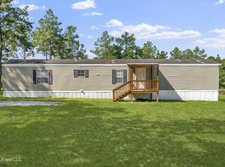 19815 Red Oak Rd, Saucier, MS 39574
