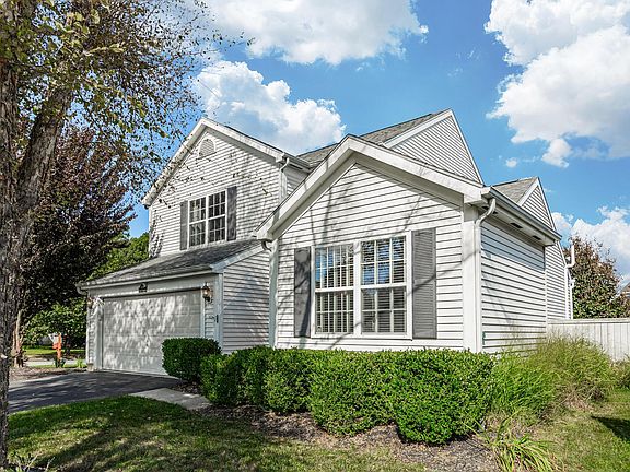 2nd image of 2054 Summer Banks Dr