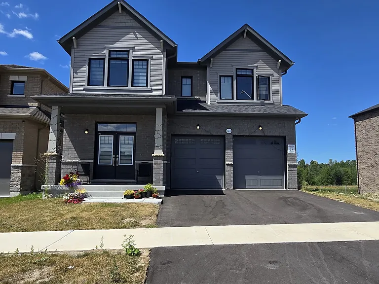 148 Thicketwood Ave — Photo 2