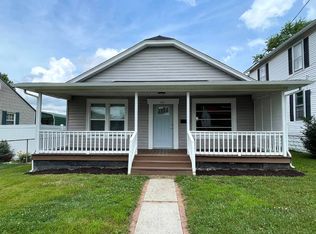 841 Vine St, Raceland, KY 41169