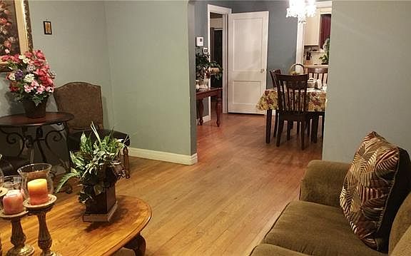 3rd image of 6622 Wofford Dr