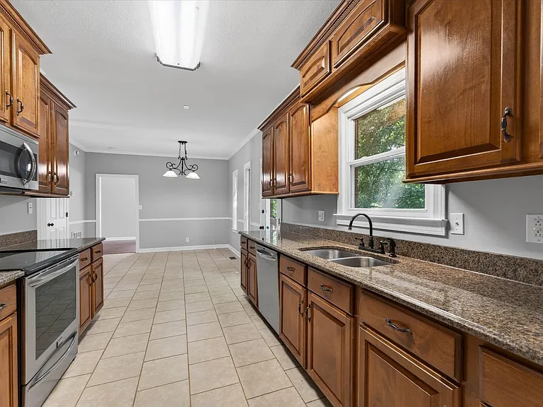 2200 Springlot Rd — Photo 17