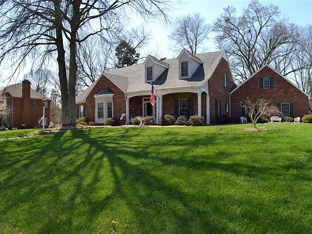 1st image of 222 Oak Creek Dr