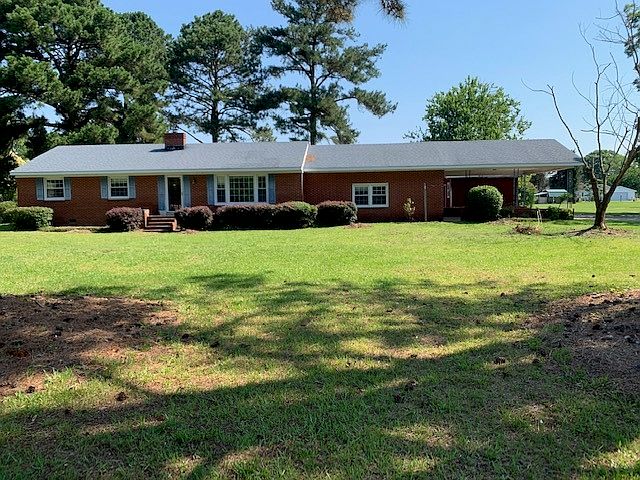 2nd image of 100 Woodrose Dr