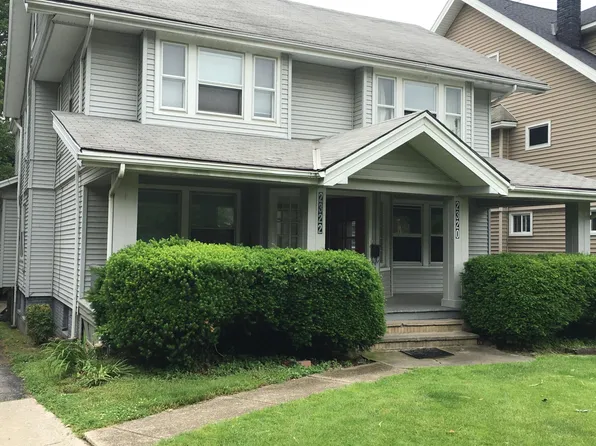 2322 S Overlook Rd, Cleveland Heights, OH 44106