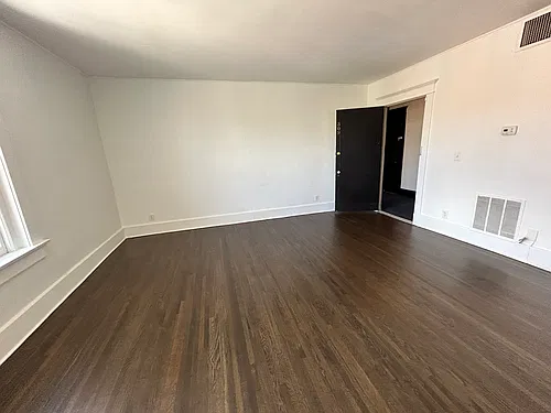 Floor plan Unit 309-- 802 SQFT One Bedroom