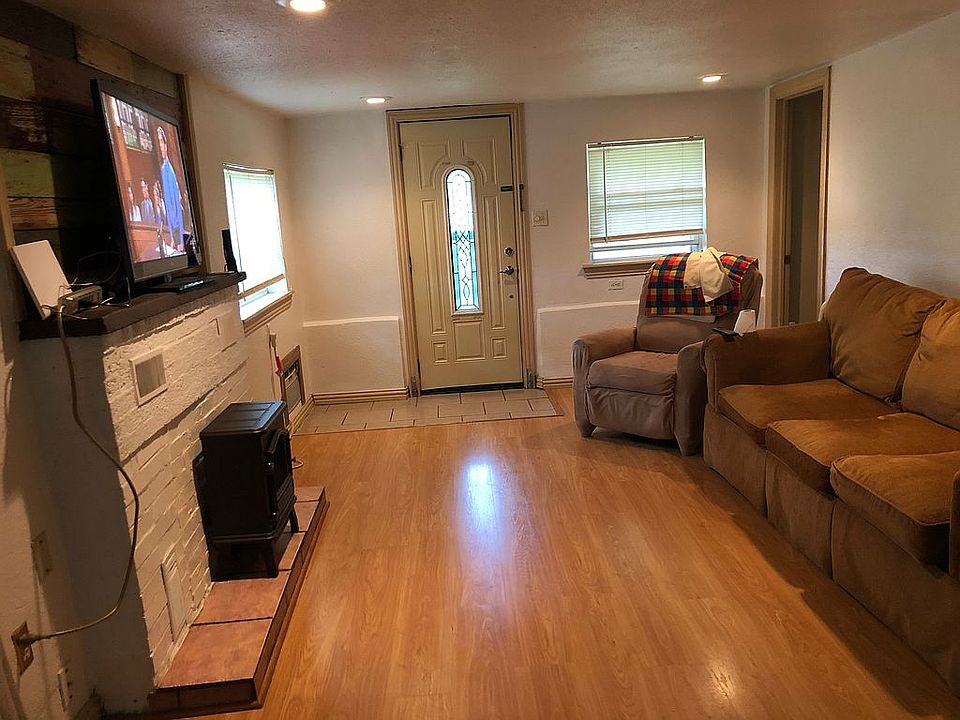 2nd image of 68484 S 315th Rd