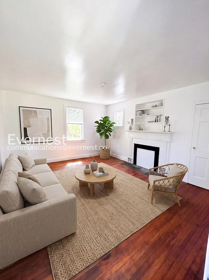 1 bed, 1.0 bath, 672 sqft, $1,300 — Photo 3