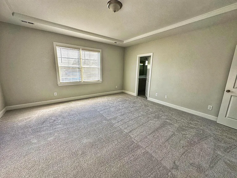 2136 Jollay St — Photo 20