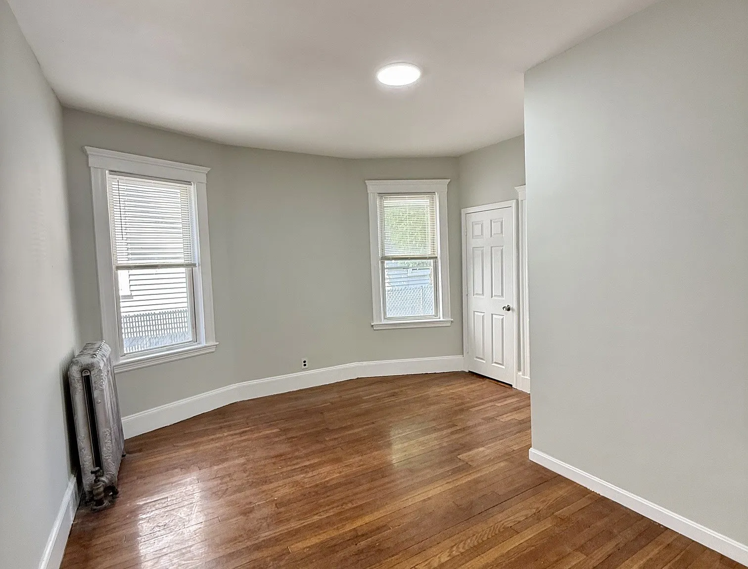 7 Harvard Ter — Photo 1
