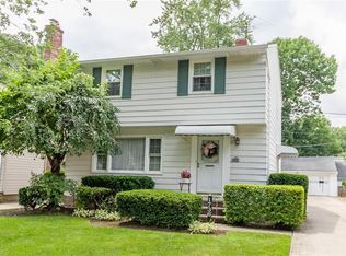 1736 Oakmount Rd, South Euclid, OH 44121