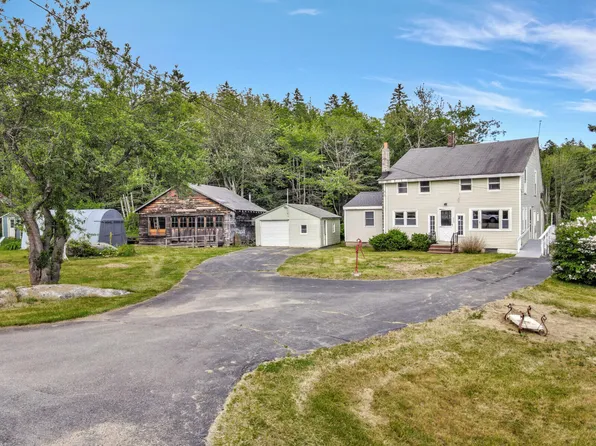 226 Atlantic Avenue, Boothbay Harbor, ME 04538